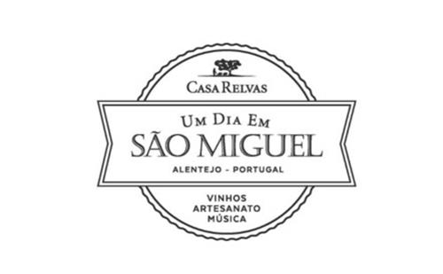 CASA RELVAS UM DIA EM SÃO MIGUEL ALENTEJO PORTUGAL VINHOS ARTESANATO MÚSICA trademark